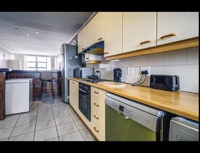 2 BEDROOM APARTMENT FOR SALE IN DOWERGLEN